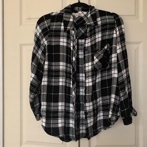PInk Rose plaid long sleeves black & white